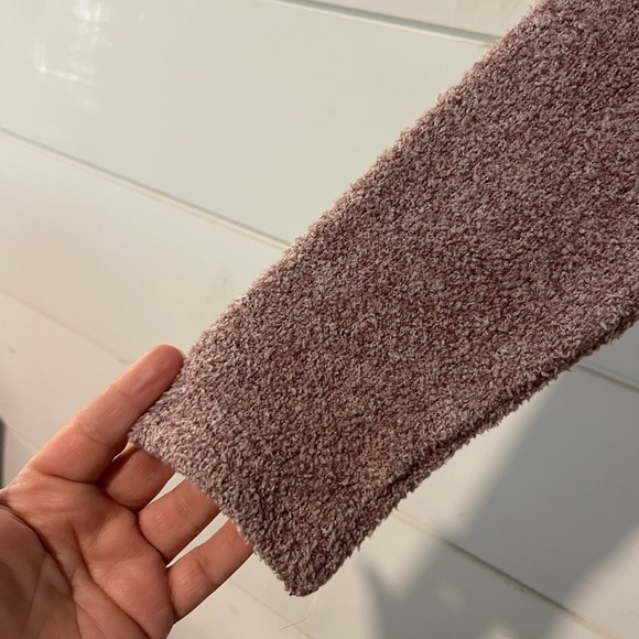 Fuzzy crop sweater size Large - Picture 7 of 7